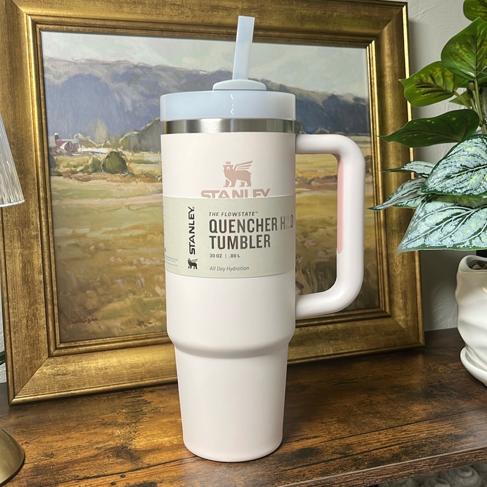 Stanley FlowState Quencher H2.0 Stainless Tumbler 30 oz Rose Quartz